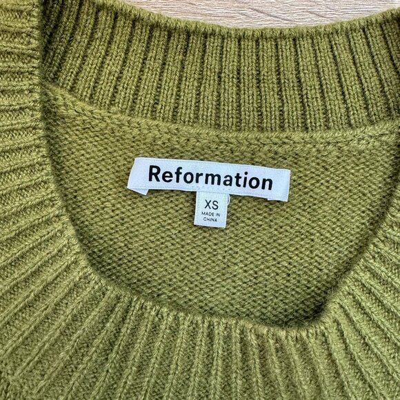 Reformation Paloma Cropped Cashmere Crew Sweater Pear Green XS - Picture 8 of 14
